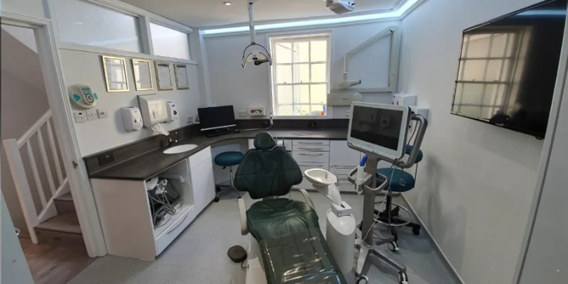 Predent General, Cosmetic & Implant Dentistry 